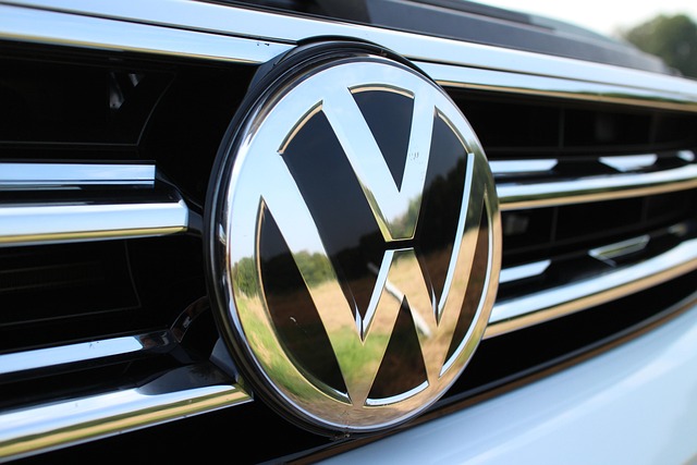 Volkswagen Çıkma Yedek Parça Arka Çamurluk (Sağ / Sol) Volkswagen Çıkma Yedek Parça Arka Çamurluk (Sağ / Sol)